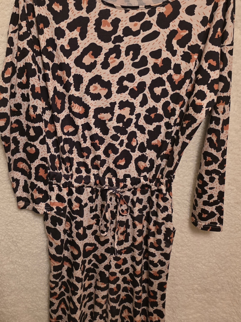Leopard Print Long Sleeve Drawstring Dress - Black & Pink